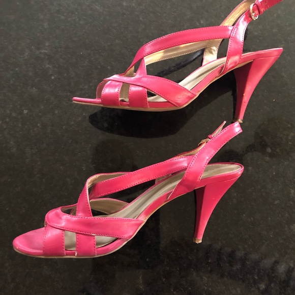 Pink Sandals - Picture 4 of 5